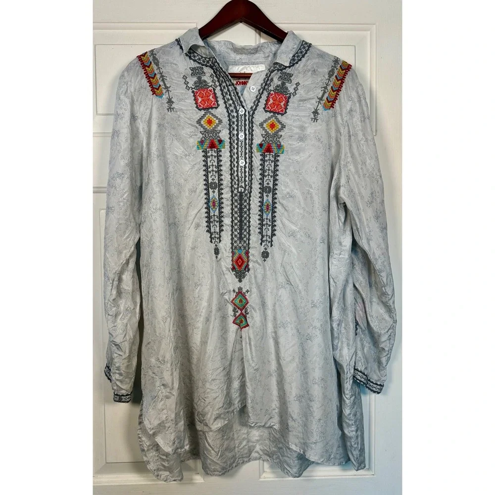 Johnny Was Biya 100% Silk Embroidered Tunic Blouse Grey Floral Jacquard Small